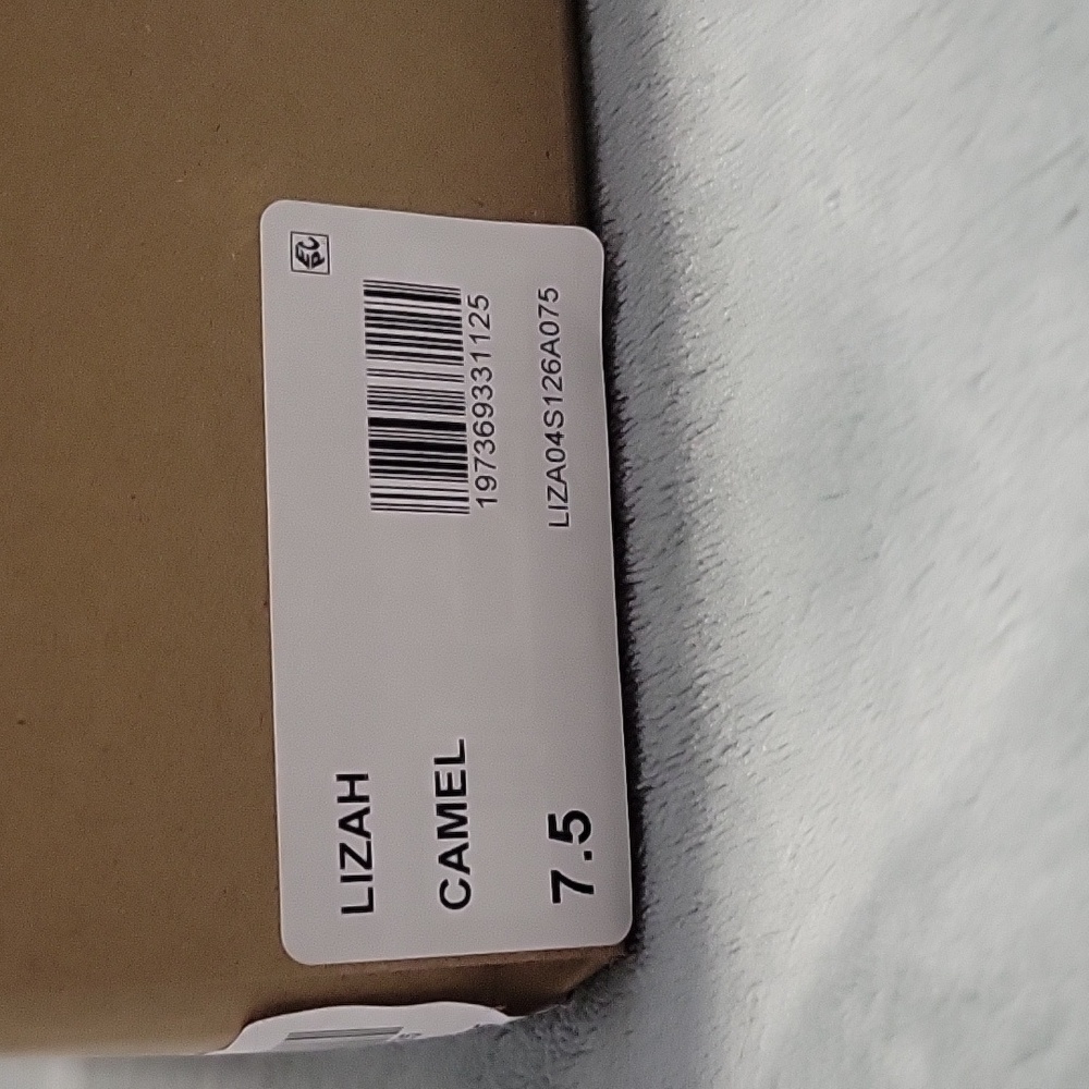 New With Box. Steve Madden Camel Color Lizah Tall Boots With Heel - Picture 2 of 10